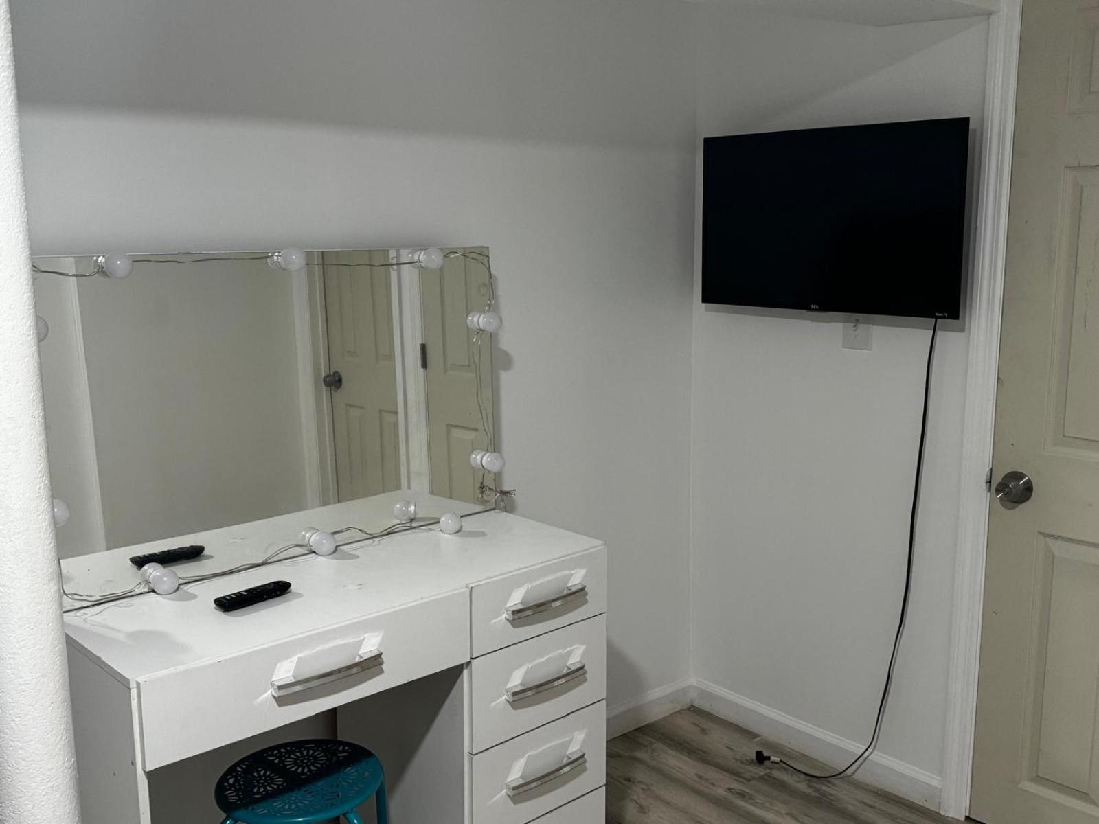 Peacehouse Apartment Irvington Luaran gambar